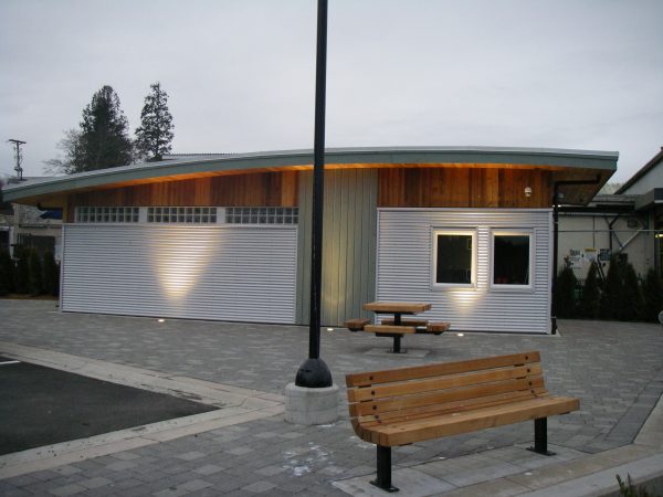 Seine Floats Washroom Building
