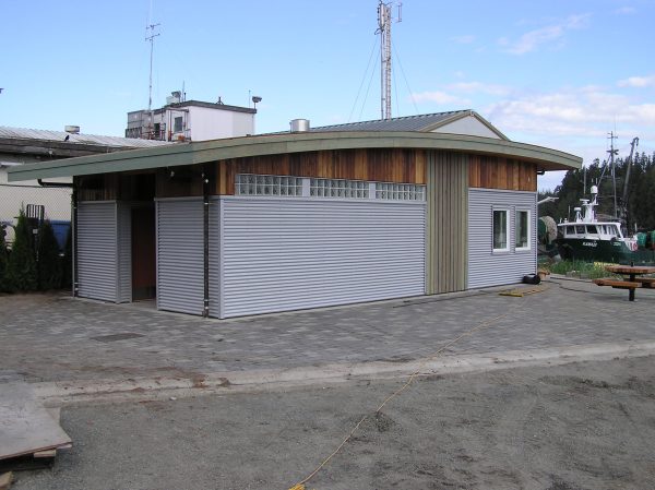 Seine Floats Washroom Building