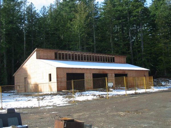 Hornby Island Waste Management Centre (HIWMC)