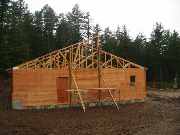 Hornby Island Waste Management Centre (HIWMC)
